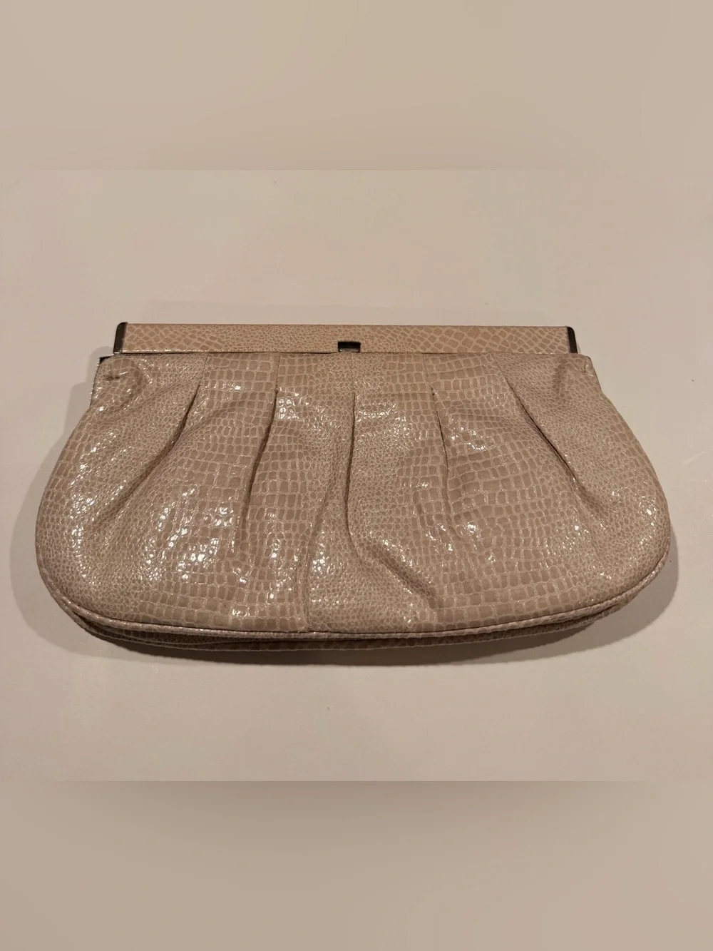 Vintage Bonita Bags NY Faux Croc Pleated Clutch – Neutral Cream